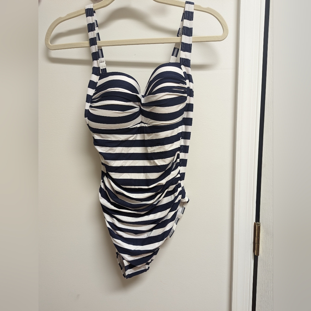 Brand New Bondeye Australia Multi Fit Cup Swimming Suit